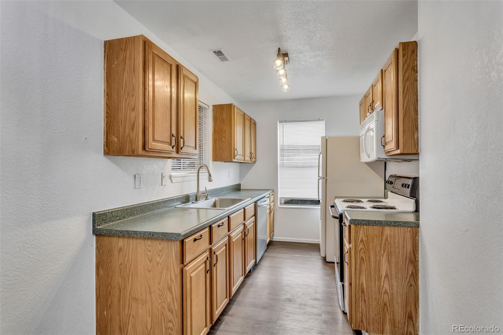 2277 S Buckley Road Aurora CO 80013