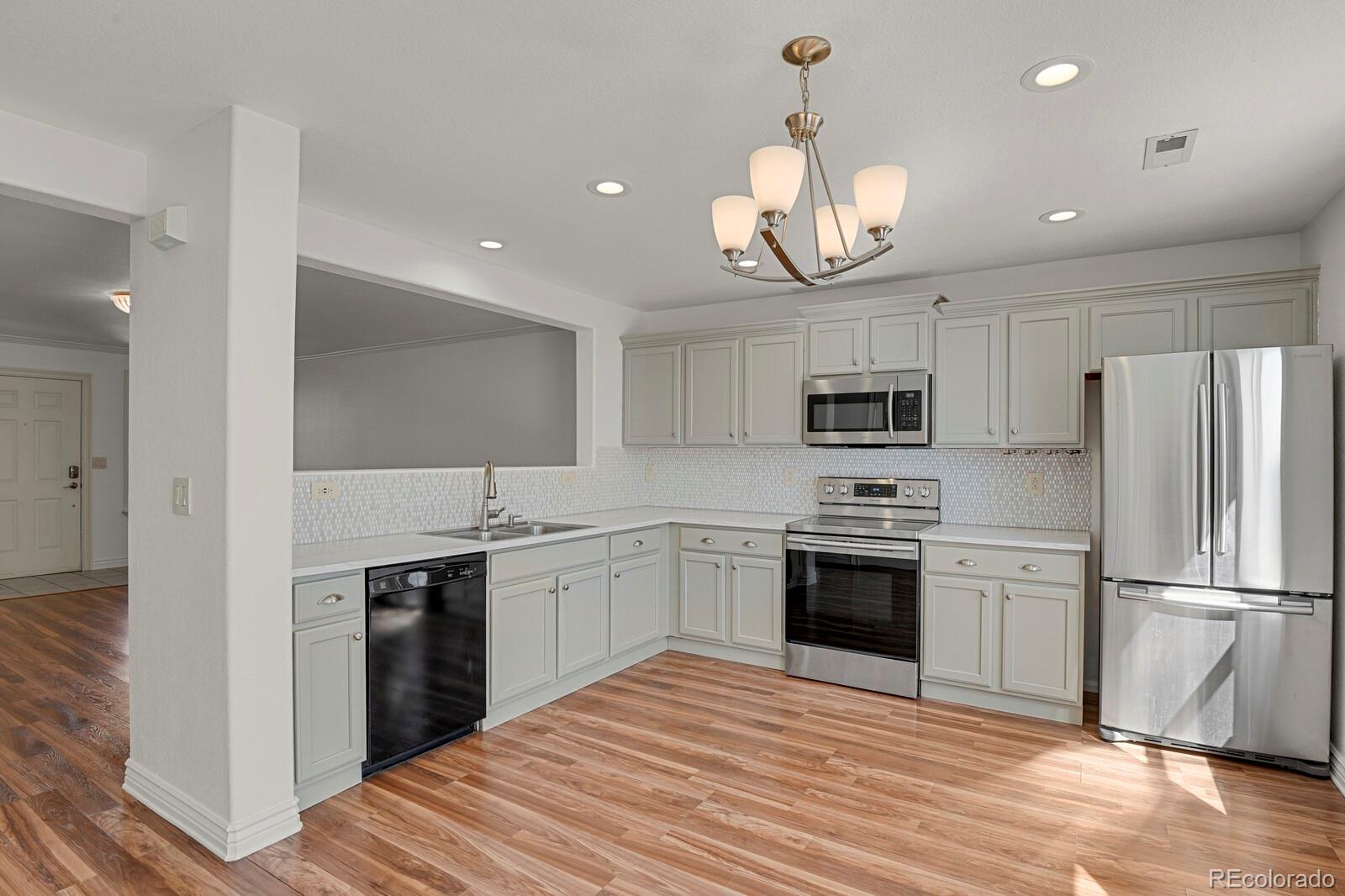 7726 S Kittredge Court Englewood CO 80112