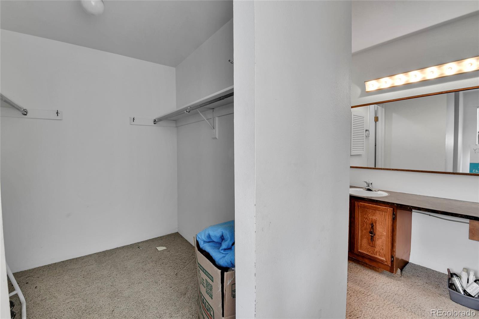 1050 S Monaco Parkway Denver CO 80224
