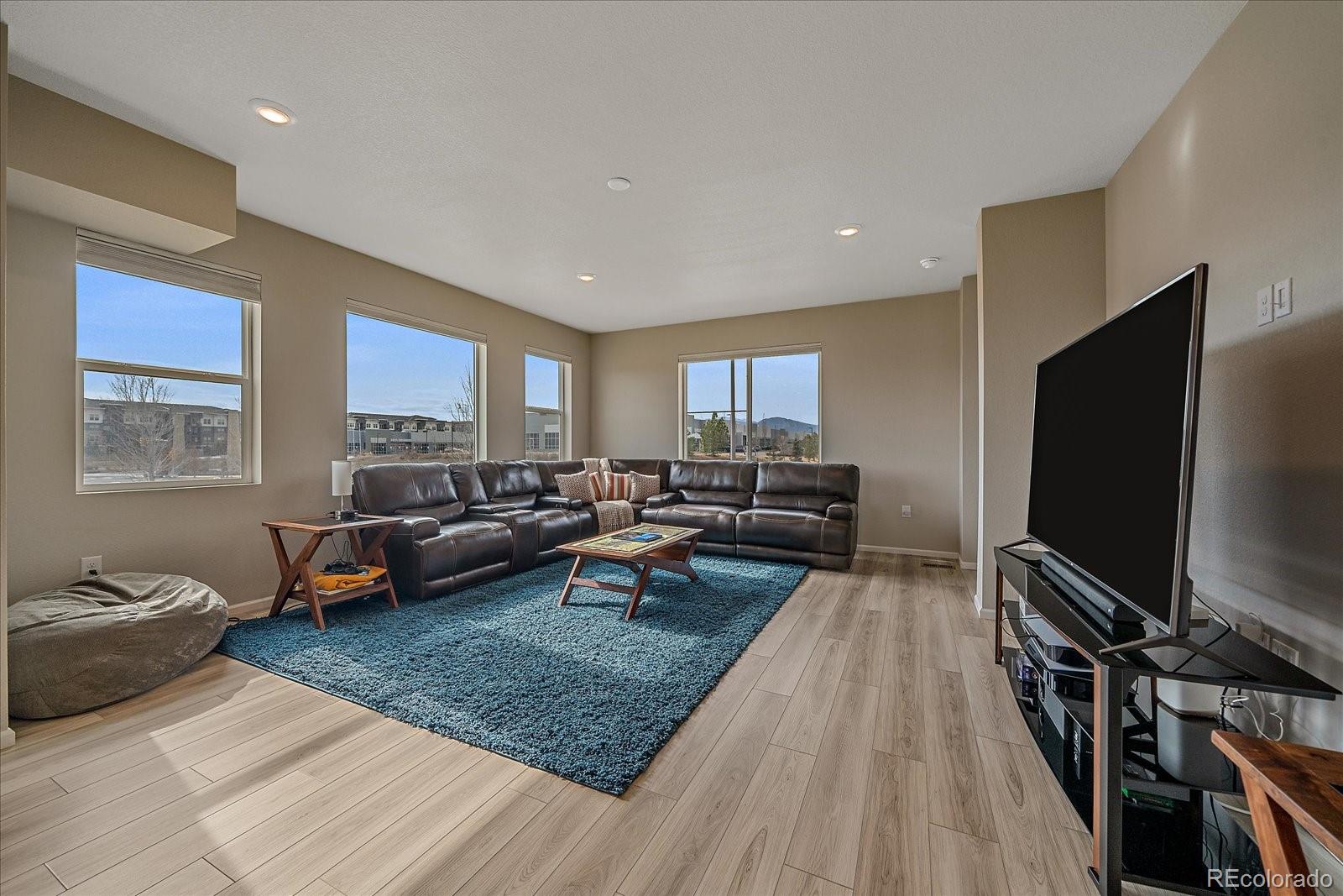 13704 Via Varra Broomfield CO 80020