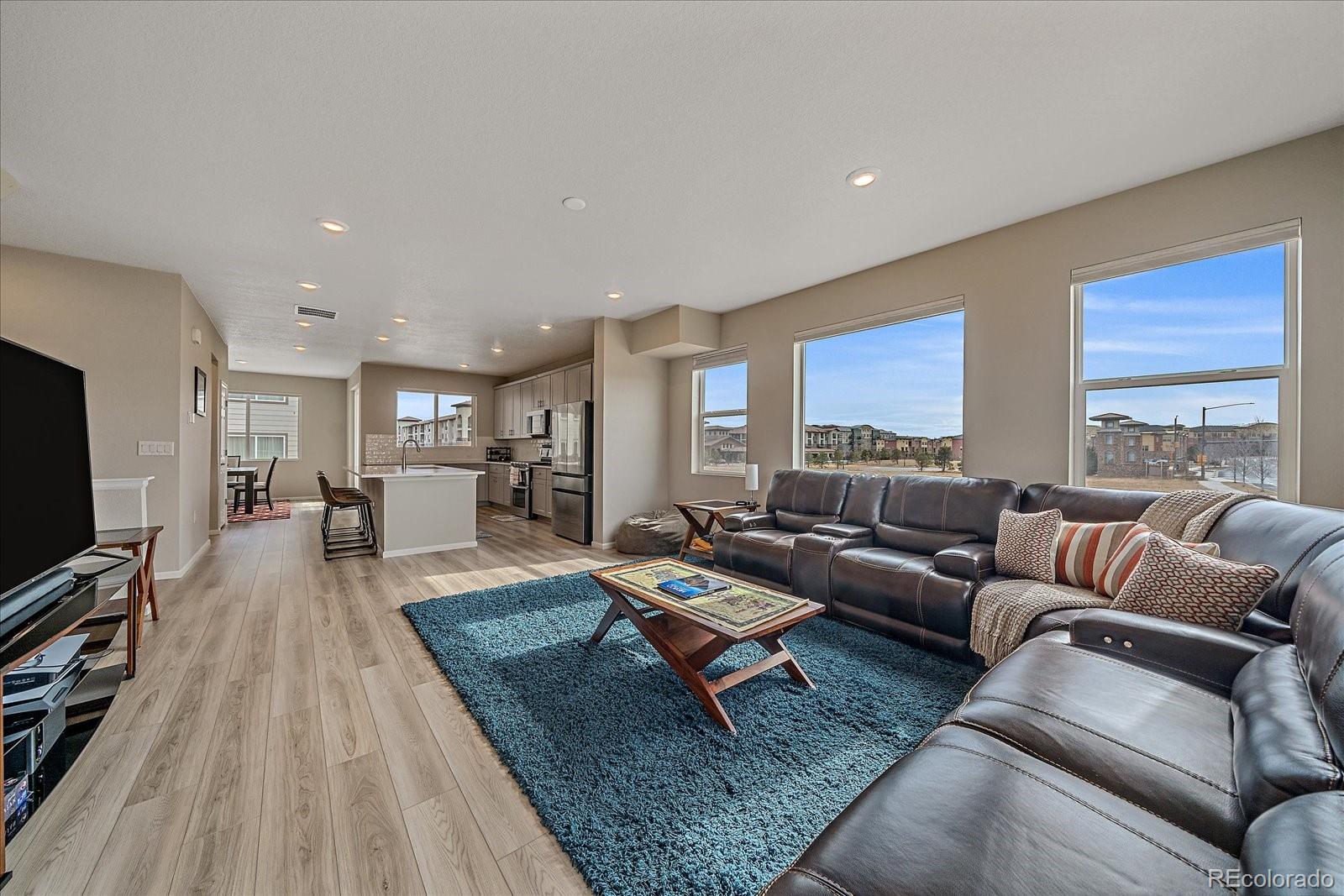 13704 Via Varra Broomfield CO 80020