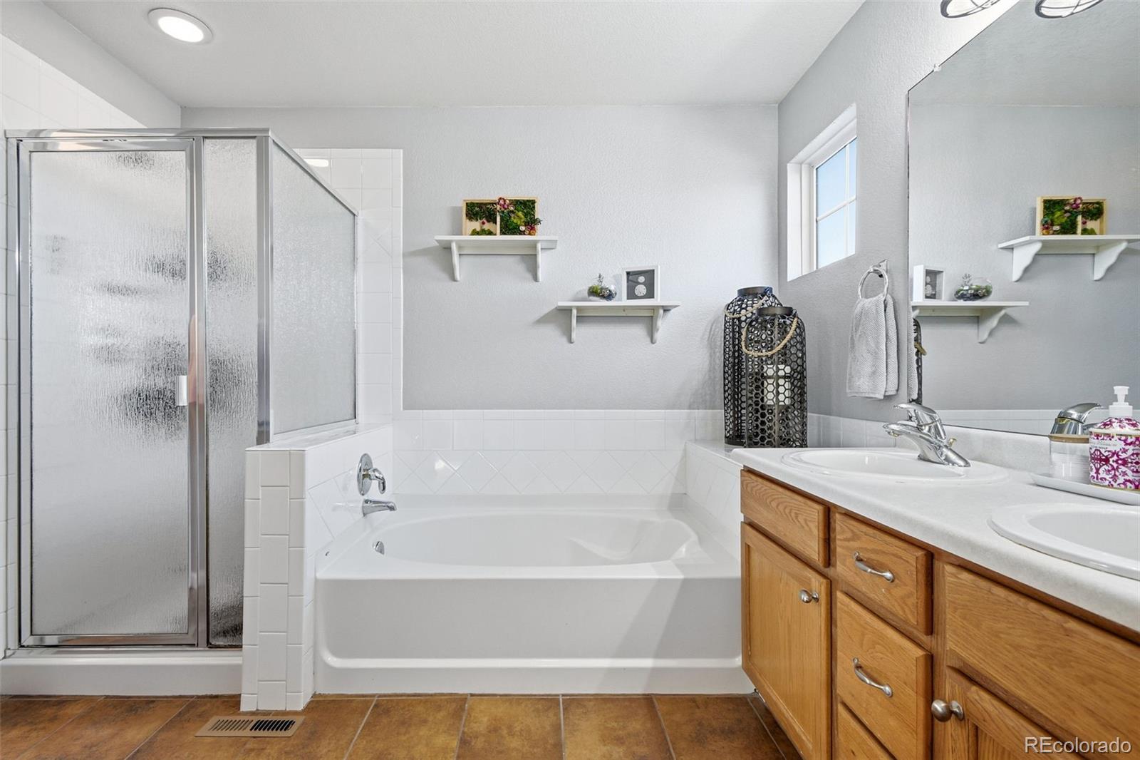 7610 S Shawnee Street Aurora CO 80016