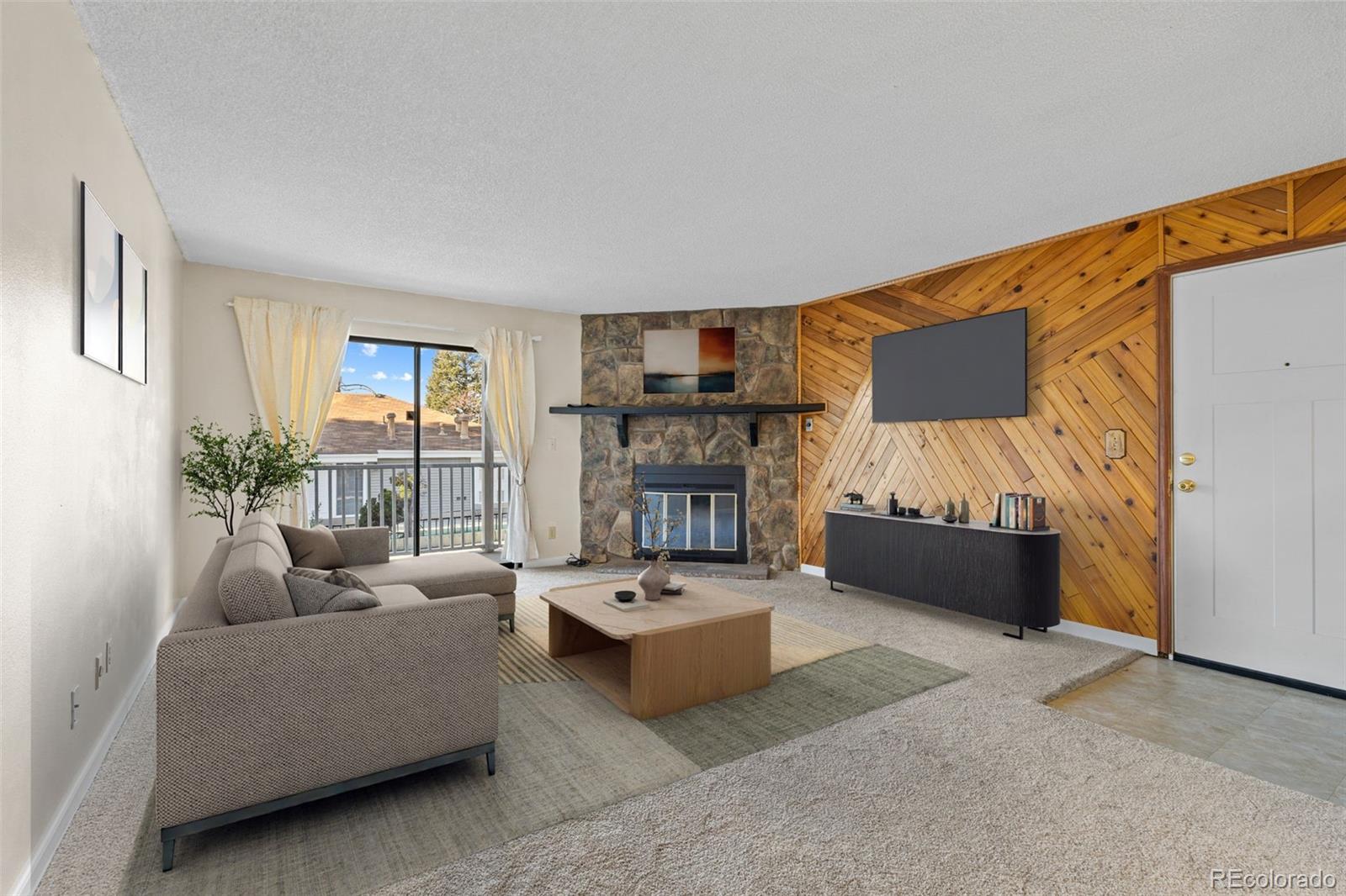 921 S Walden Street Aurora CO 80017