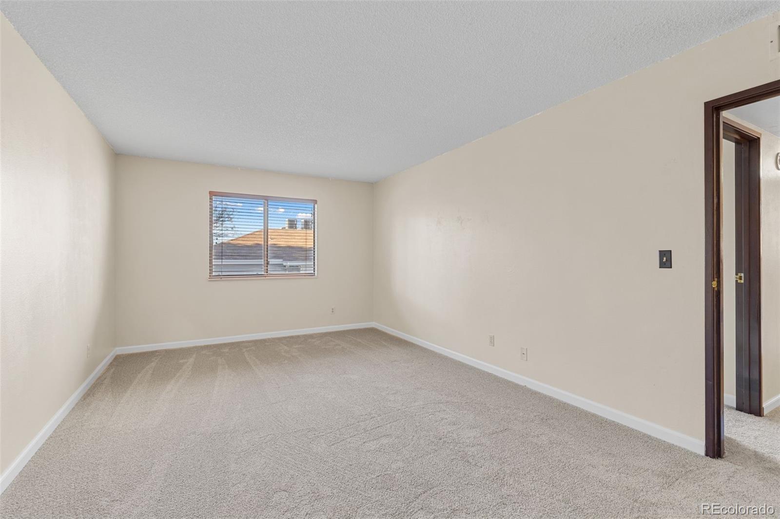 921 S Walden Street Aurora CO 80017