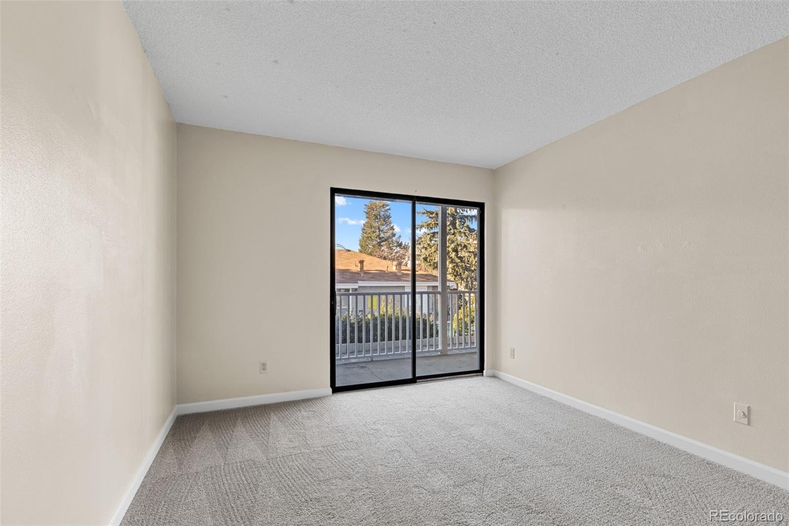 921 S Walden Street Aurora CO 80017