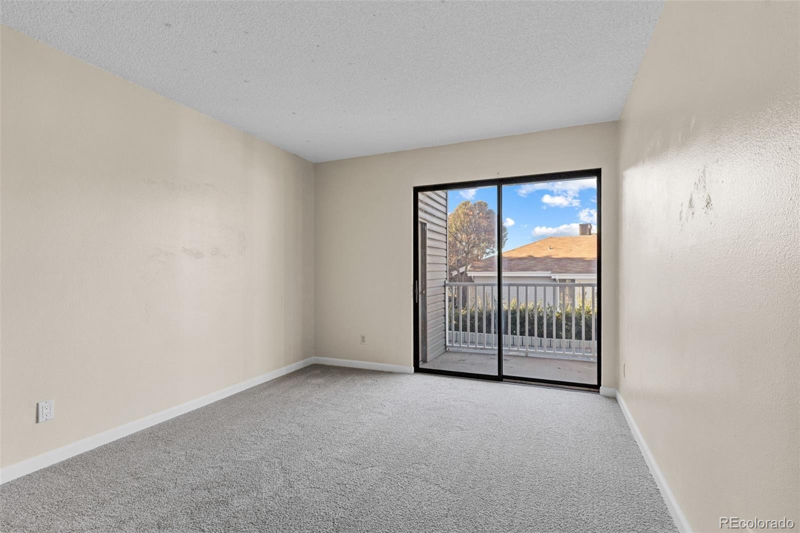 921 S Walden Street Aurora CO 80017