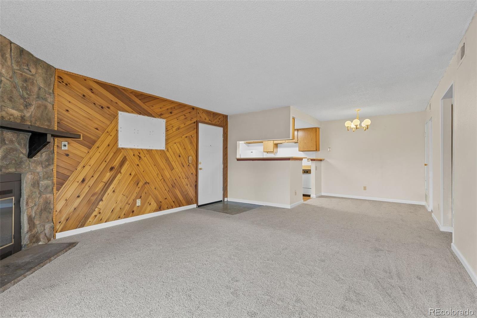 921 S Walden Street Aurora CO 80017