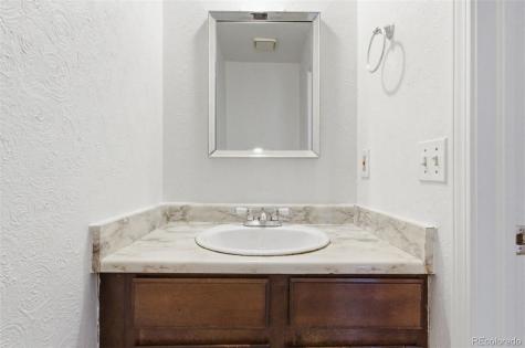 17335 E Rice Circle Aurora CO 80015