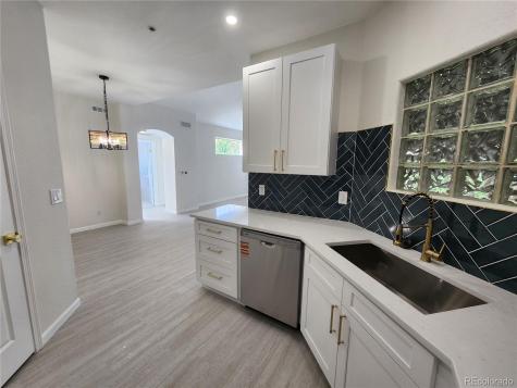 1631 W Canal Circle Littleton CO 80120