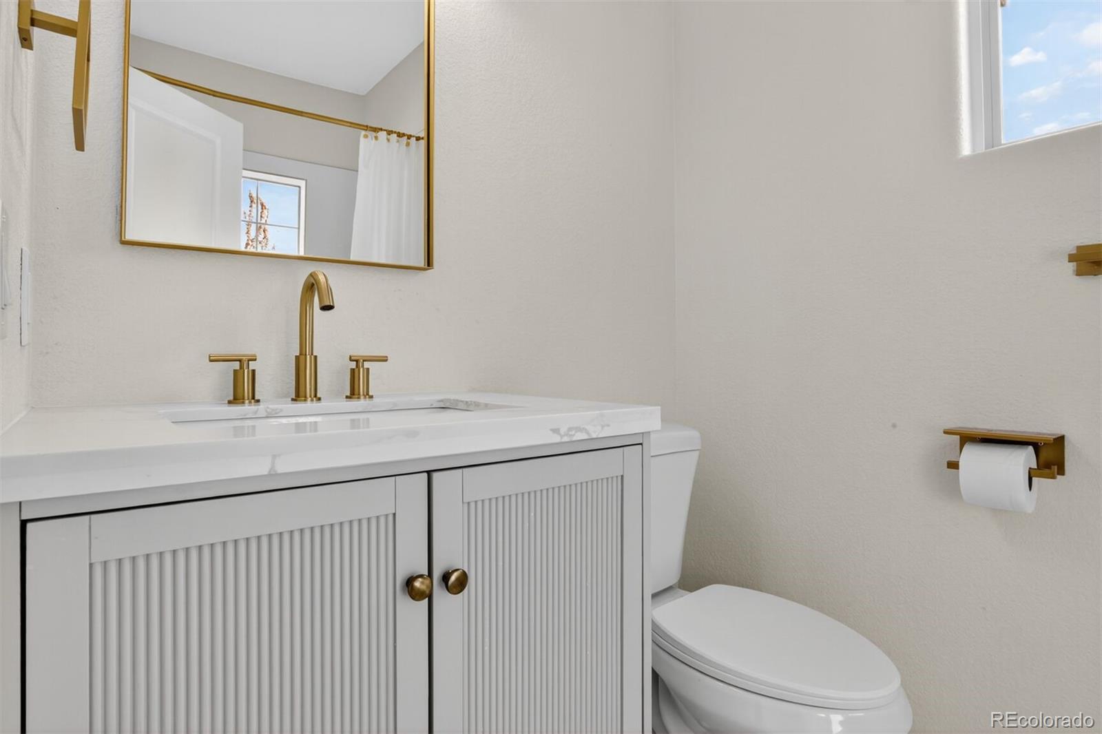 1631 W Canal Circle Littleton CO 80120