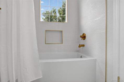 1631 W Canal Circle Littleton CO 80120