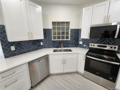 1631 W Canal Circle Littleton CO 80120