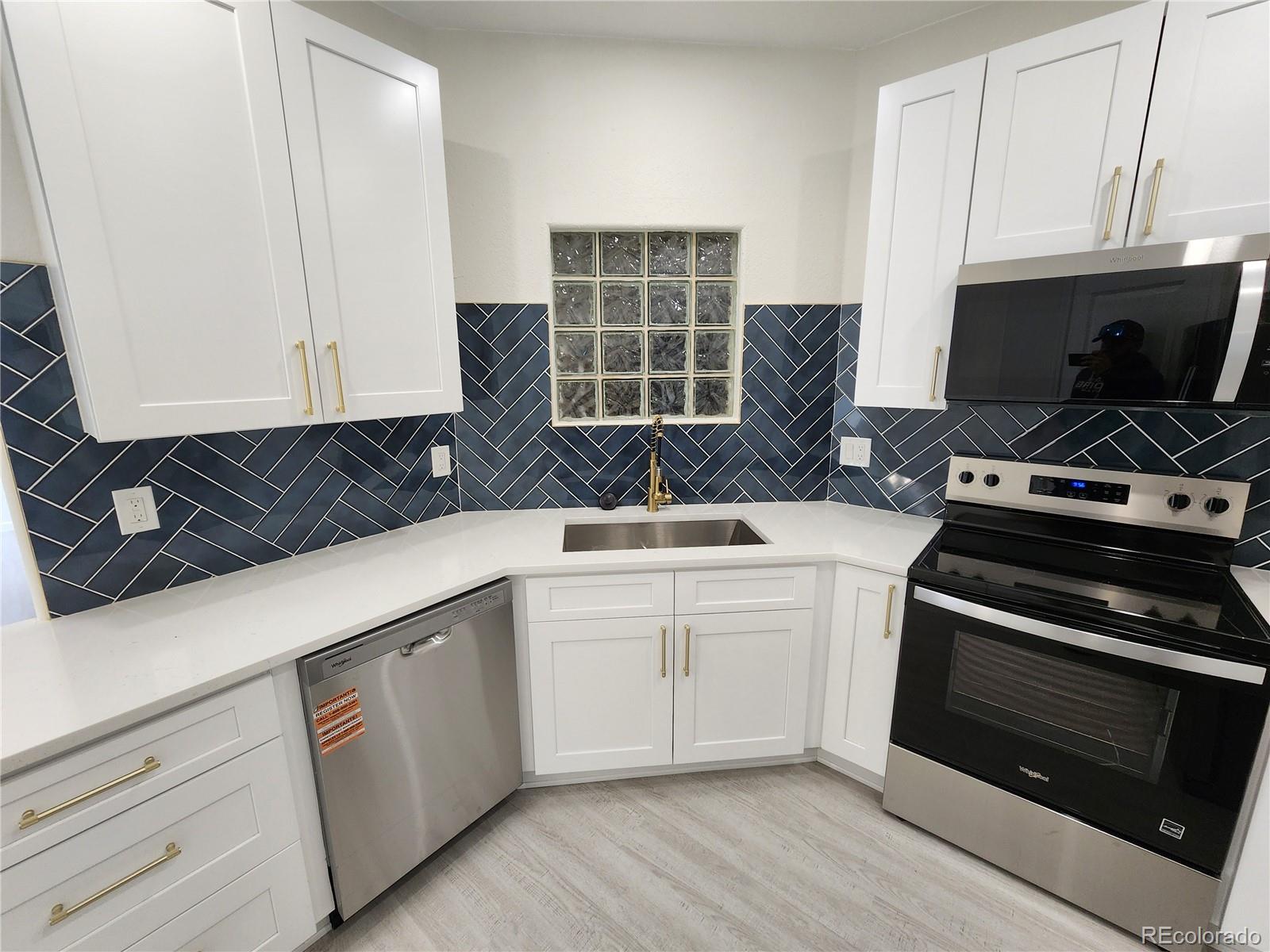 1631 W Canal Circle Littleton CO 80120
