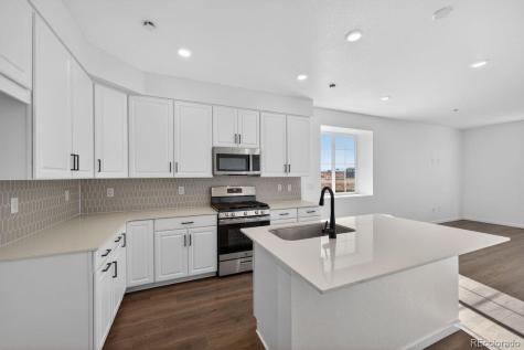 6721 E 148th Drive Thornton CO 80602