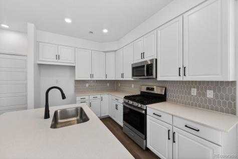 6721 E 148th Drive Thornton CO 80602