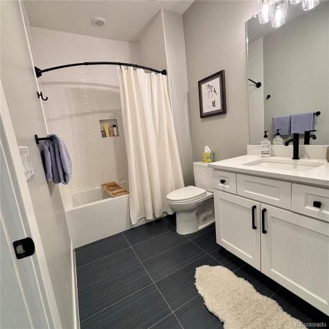 364 E Orchard Road Centennial CO 80121