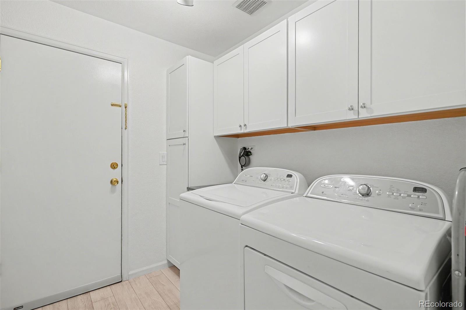 8094 S Kalispell Way Englewood CO 80112