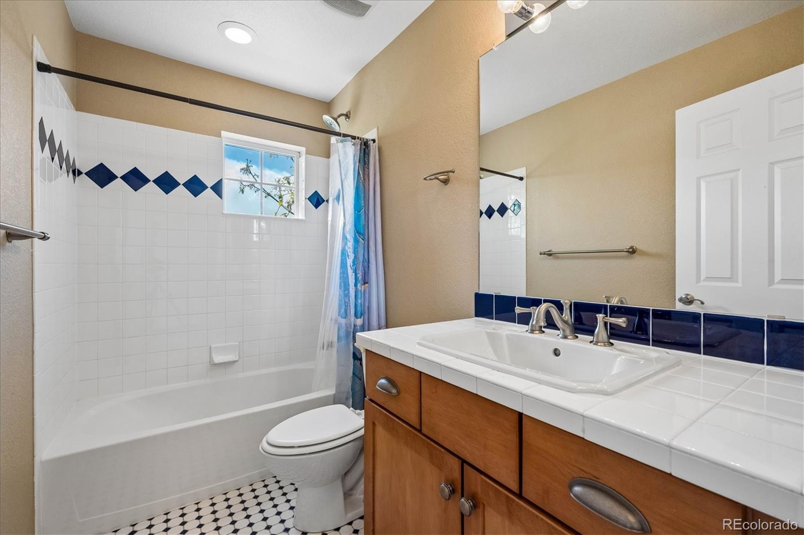 8939 E 29th Place Denver CO 80238