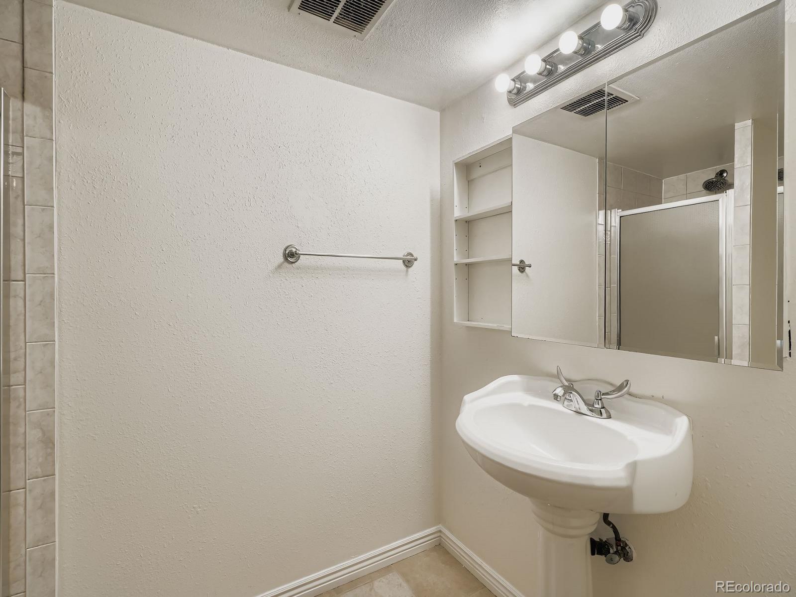 3420 S Locust Street Denver CO 80222