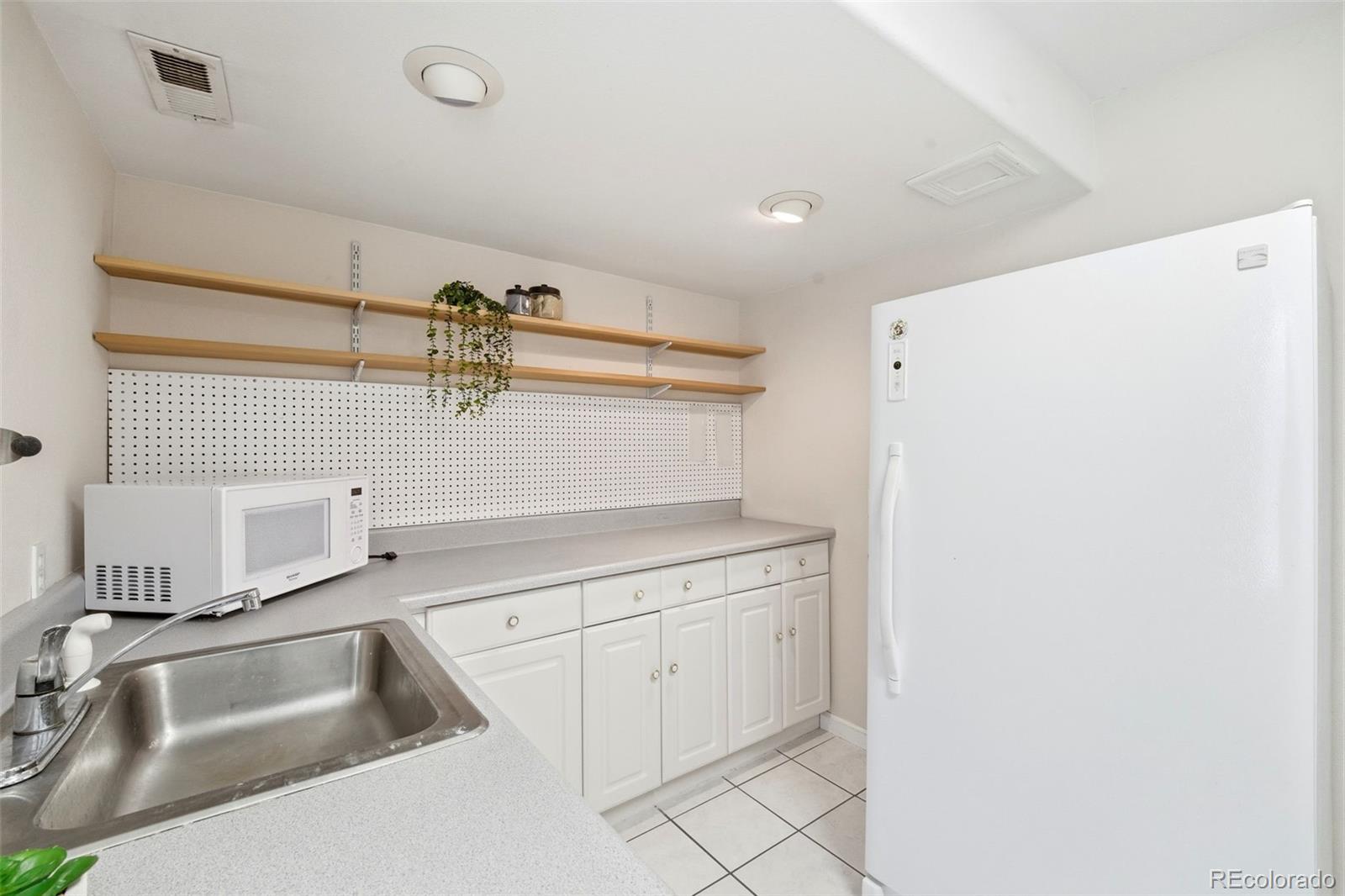 3944 Coral Point Colorado Springs CO 80917