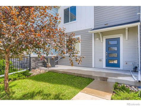 690 Stonebridge Drive Longmont CO 80503