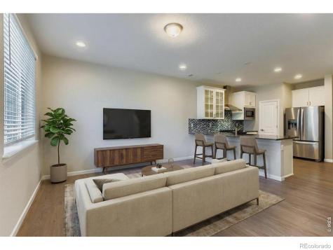 690 Stonebridge Drive Longmont CO 80503