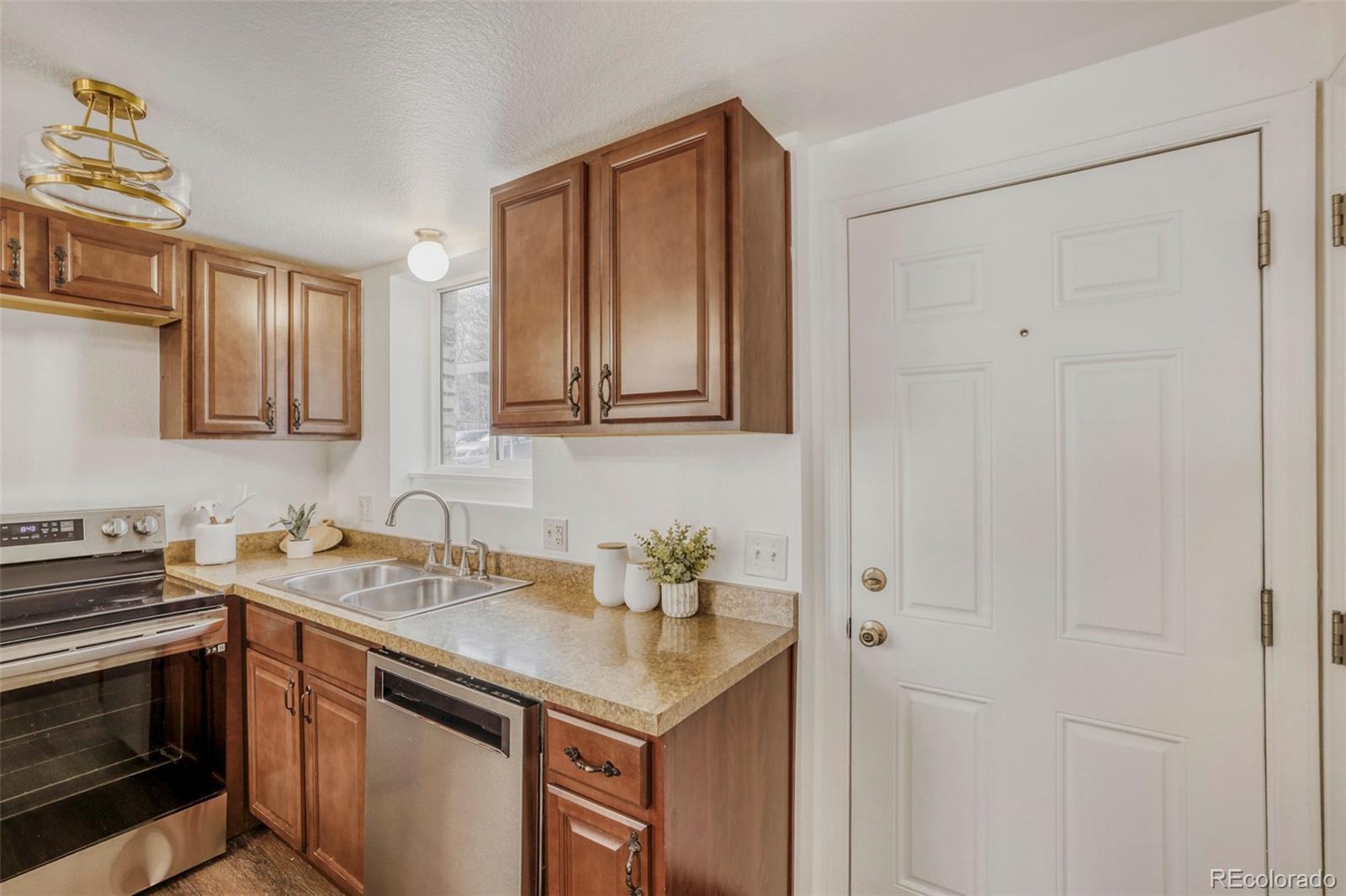 2190 S Holly Street Denver CO 80222