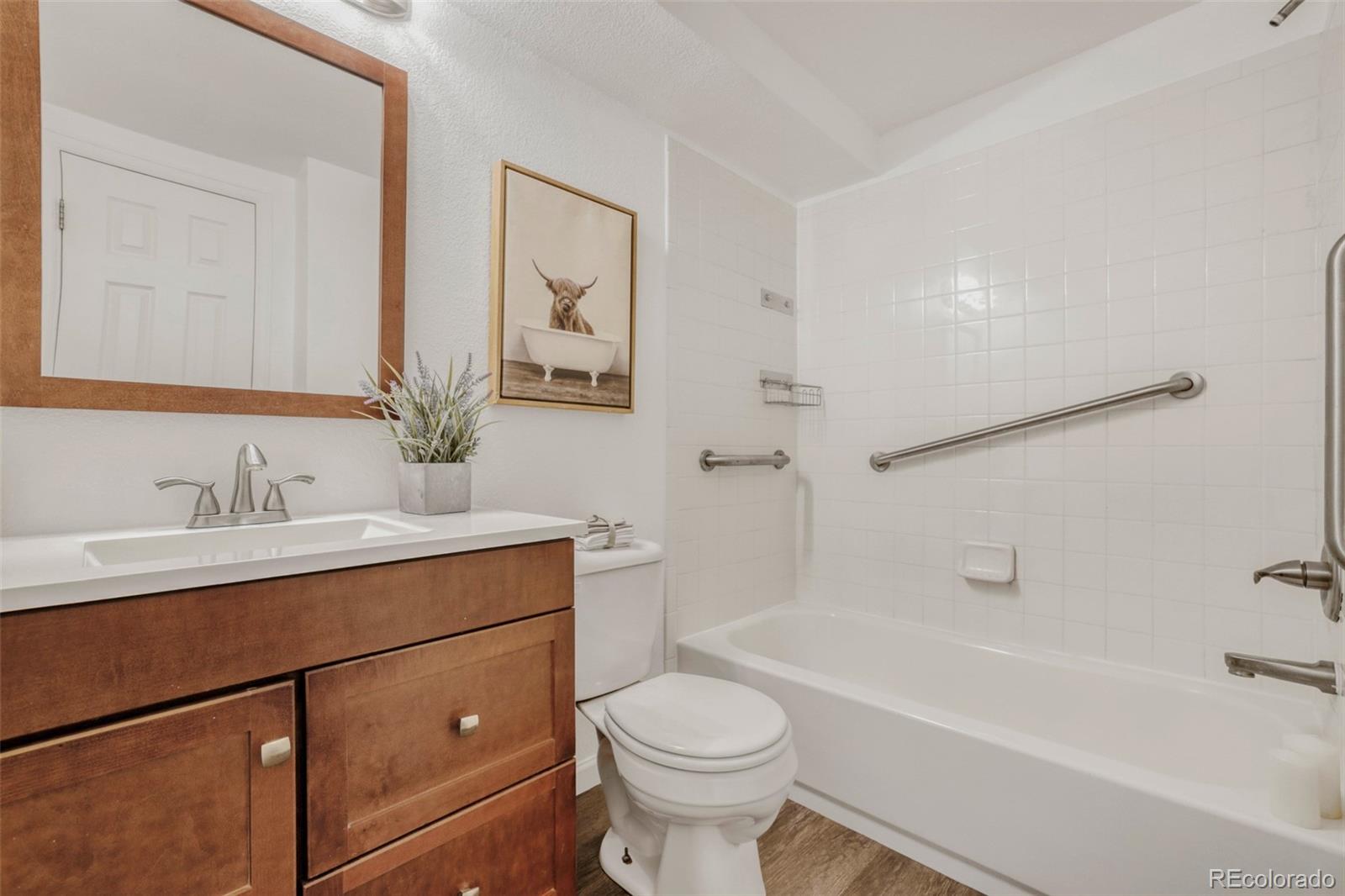 2190 S Holly Street Denver CO 80222