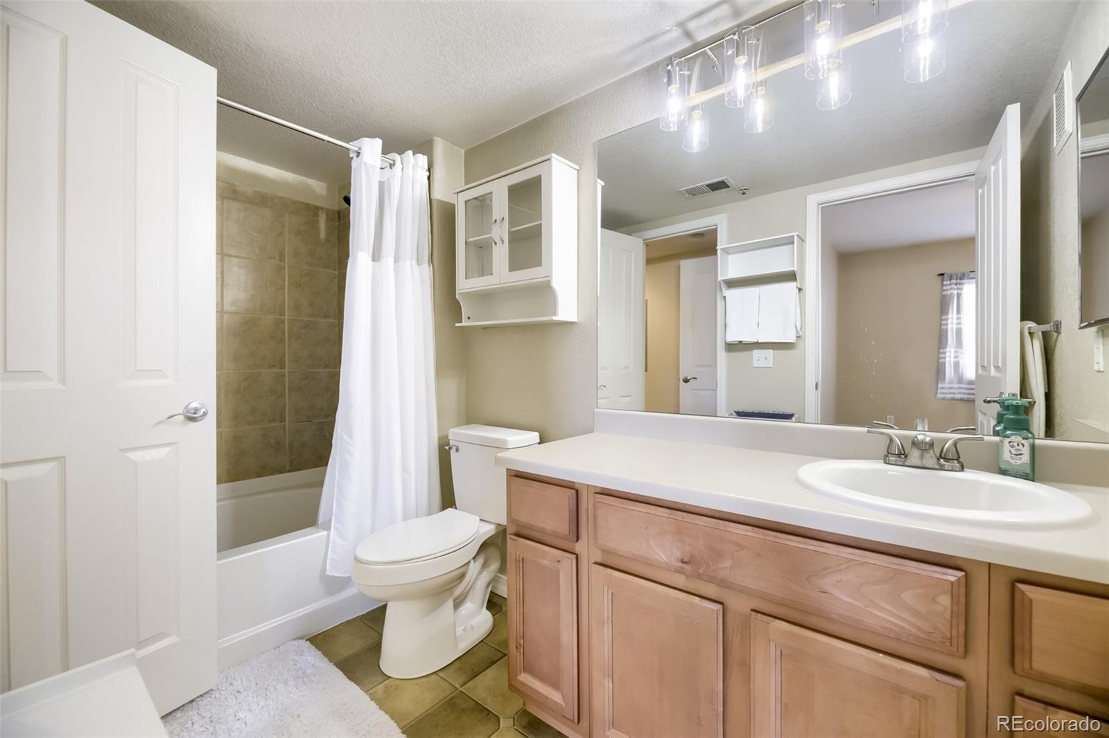 23510 E Alamo Place Aurora CO 80016