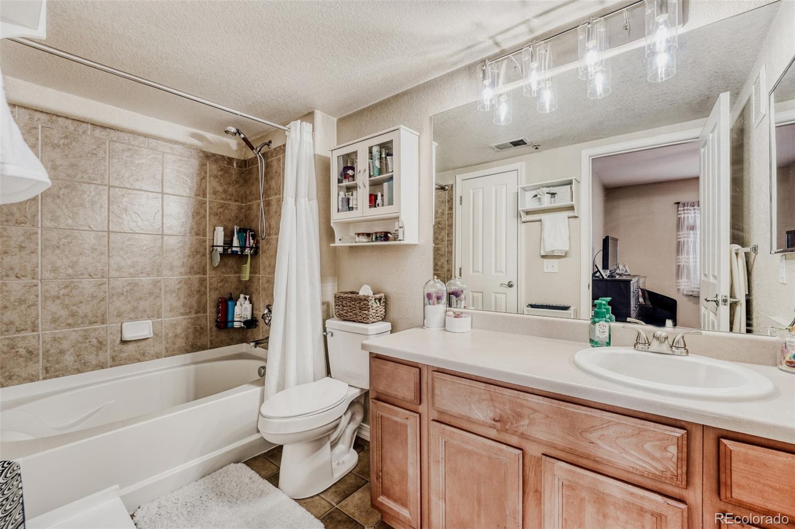 23510 E Alamo Place Aurora CO 80016