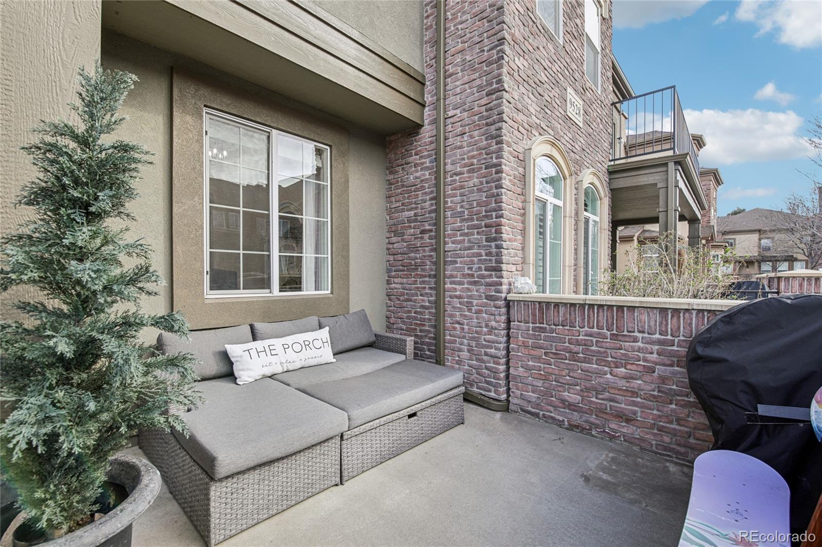 9528 Cedarhurst Lane Highlands Ranch CO 80129
