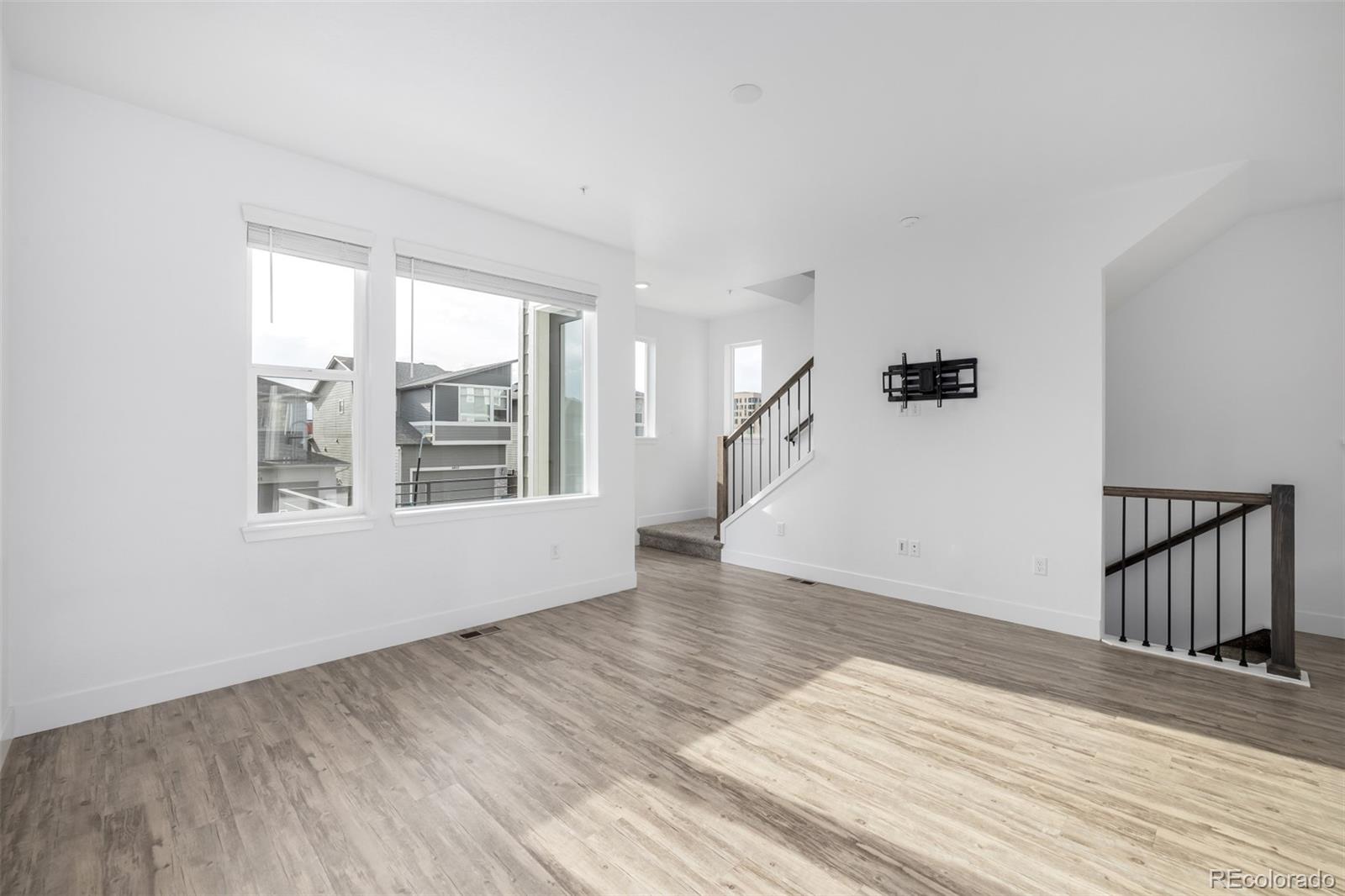 6936 Eliot Street Denver CO 80221
