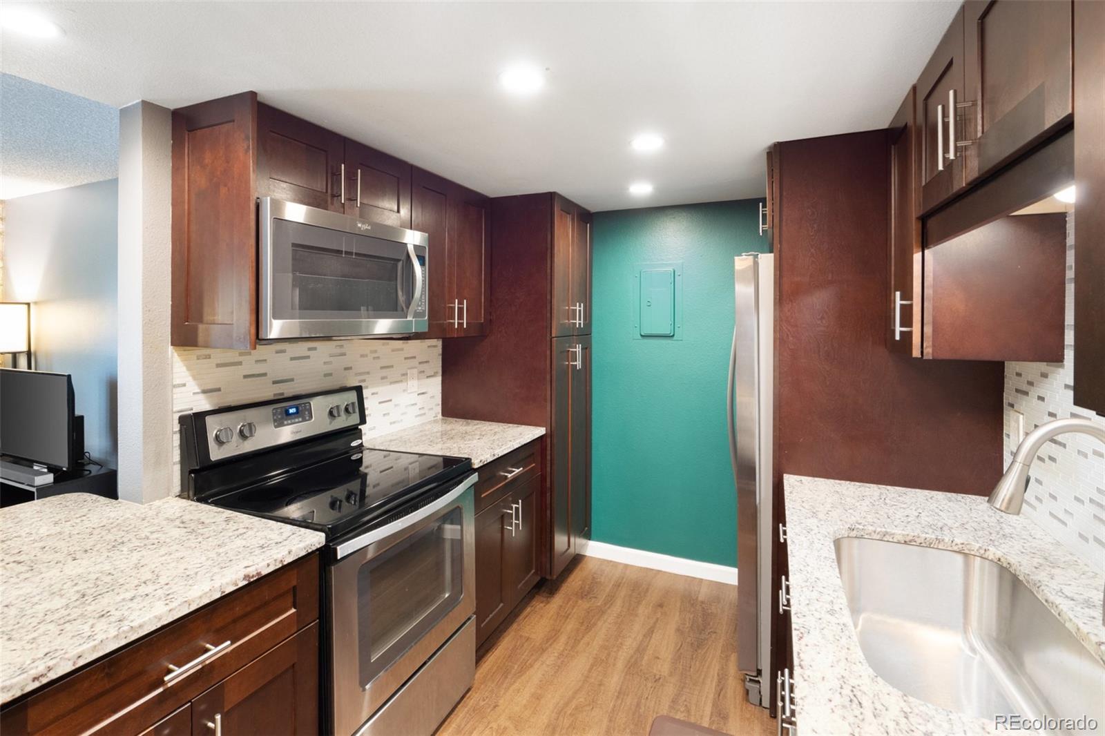 8225 Fairmount Drive Denver CO 80247