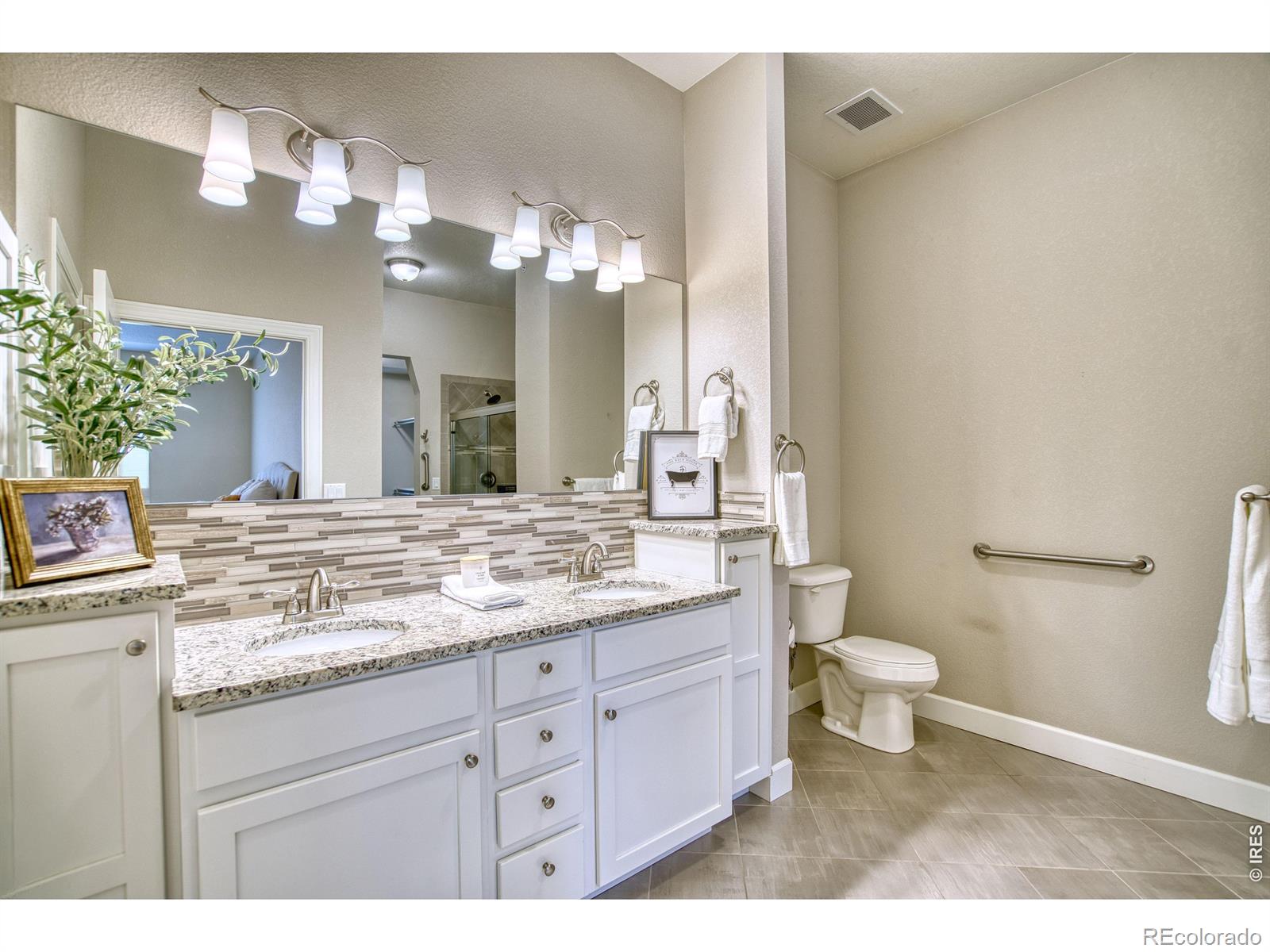 1379 Charles Drive Longmont CO 80503