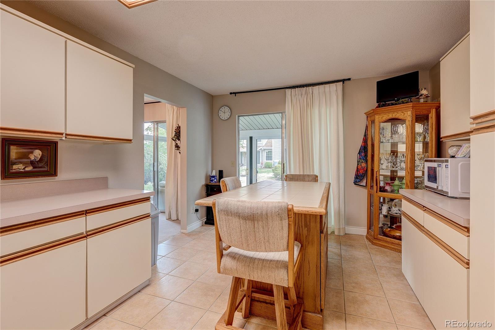 2784 S Heather Gardens Way Aurora CO 80014