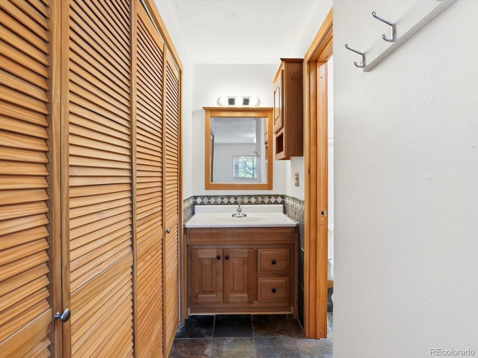 695 Manhattan Drive Boulder CO 80303