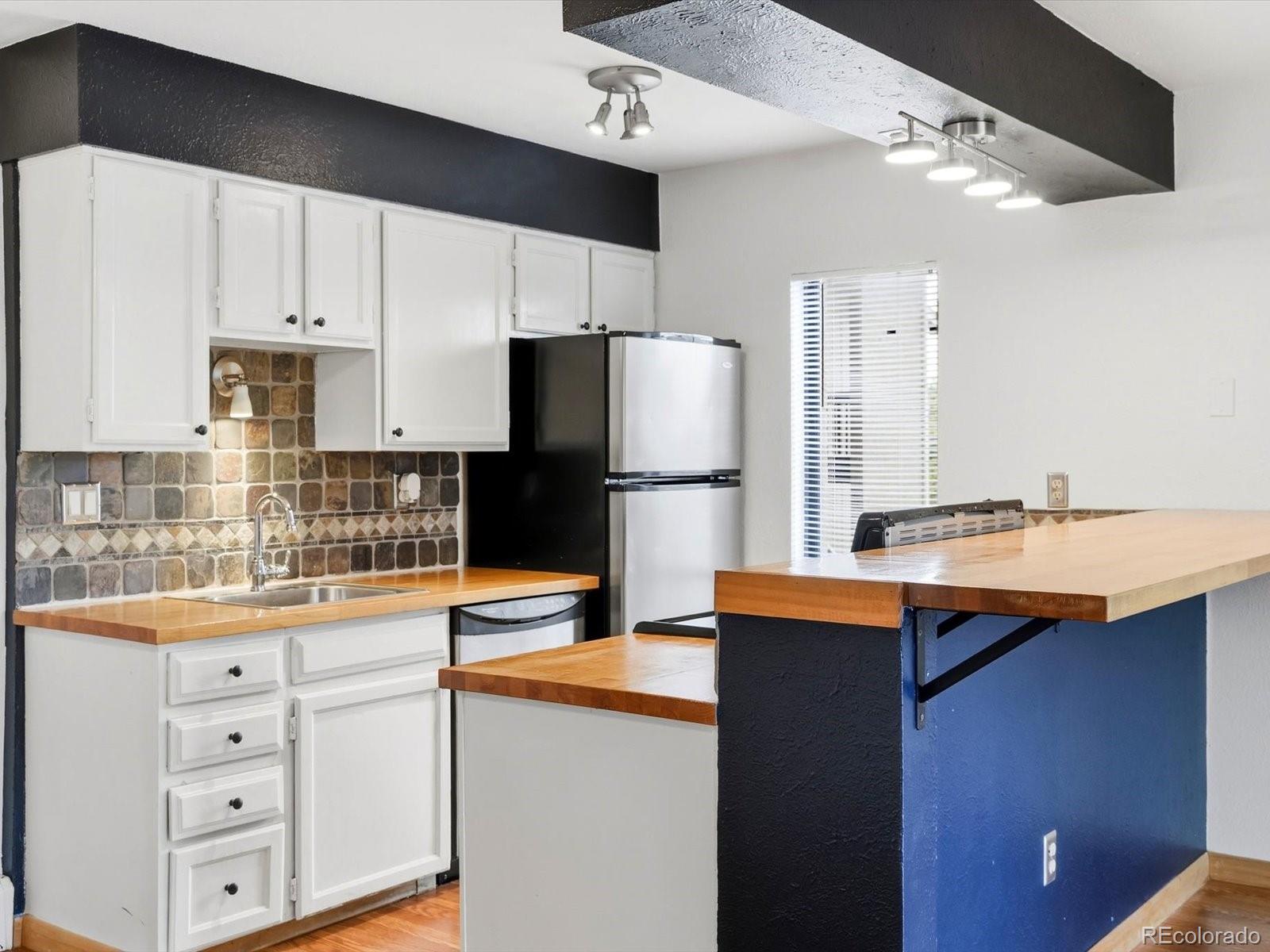 695 Manhattan Drive Boulder CO 80303