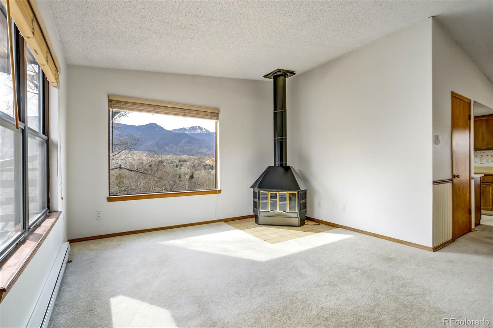 2385 Stepping Stones Way Colorado Springs CO 80904