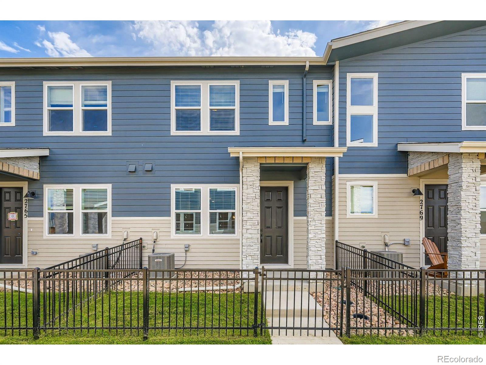 2817 Bear Springs Circle Longmont CO 80503