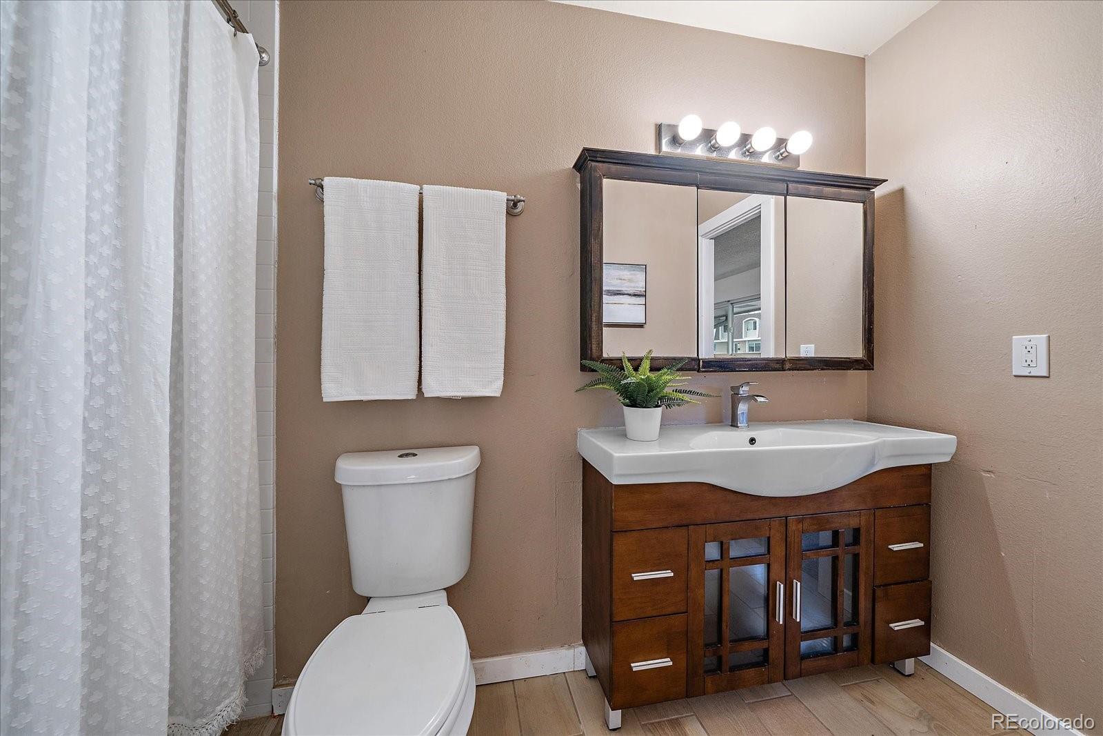 644 S Xenon Court Lakewood CO 80228