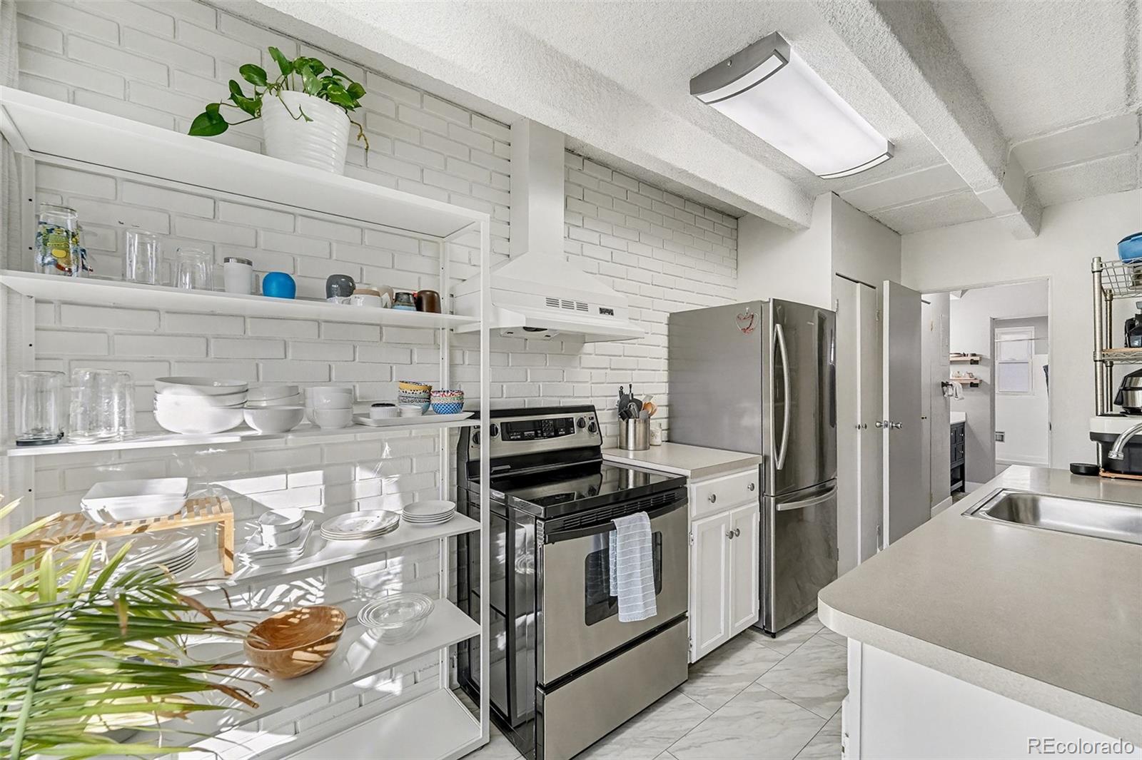 Denver CO, 836 Dexter Street, Unit 205