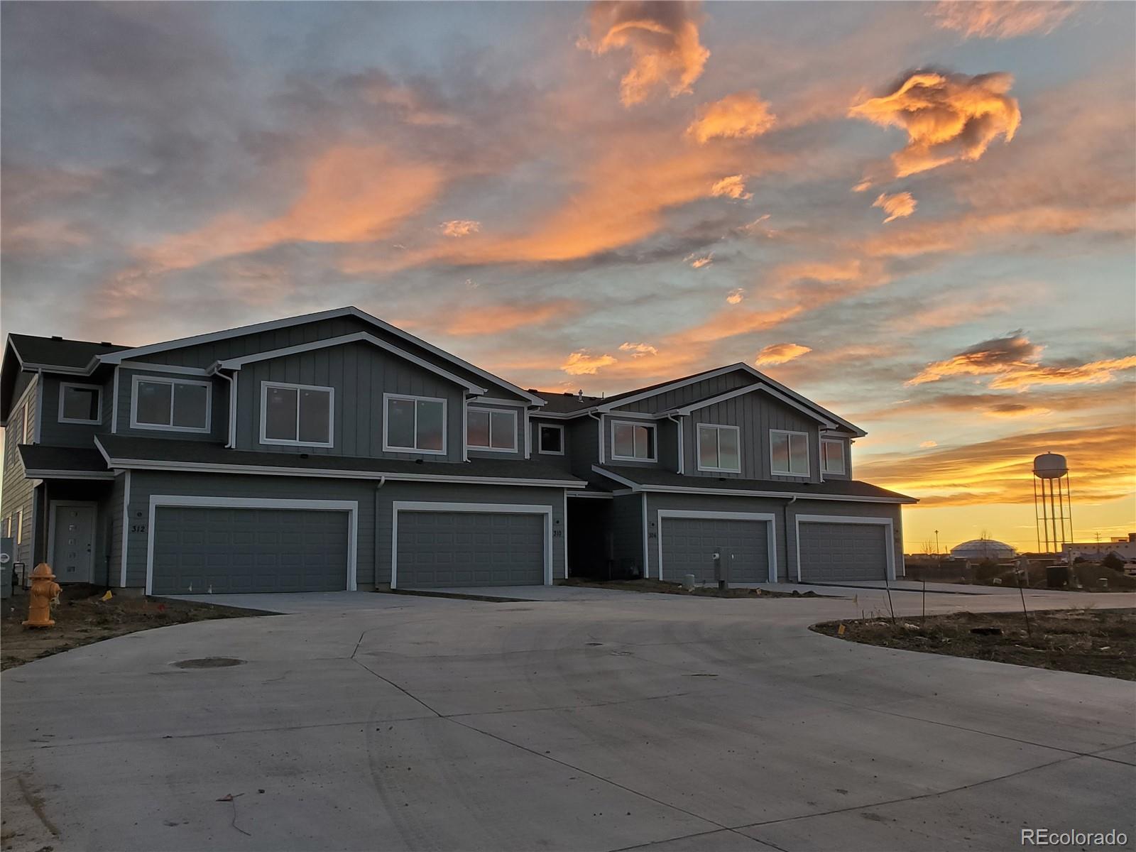 302 Bennett Avenue Bennett CO 80102