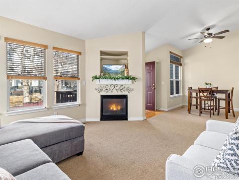 3644 Oakwood Drive Longmont CO 80503