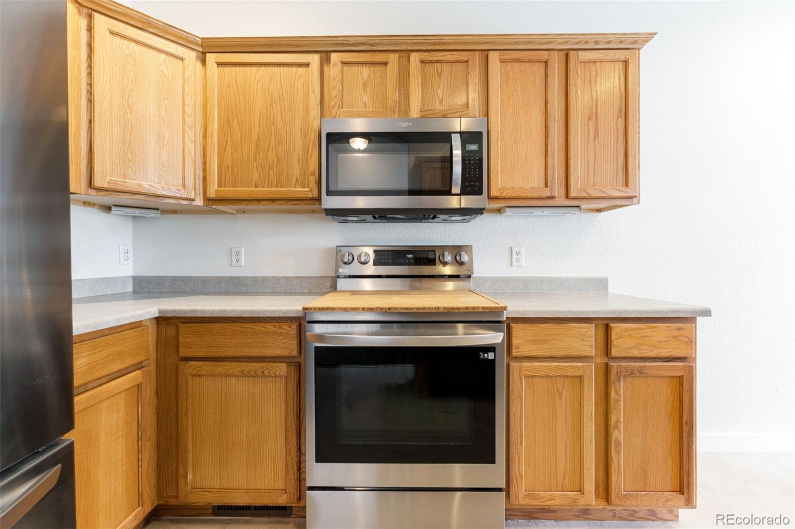 8976 Fox Drive Denver CO 80260