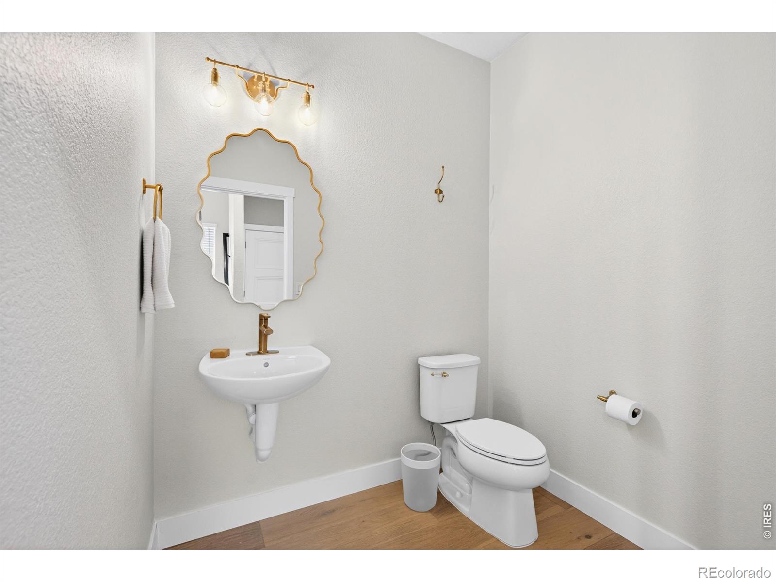 2250 S Mcintyre Street Lakewood CO 80228
