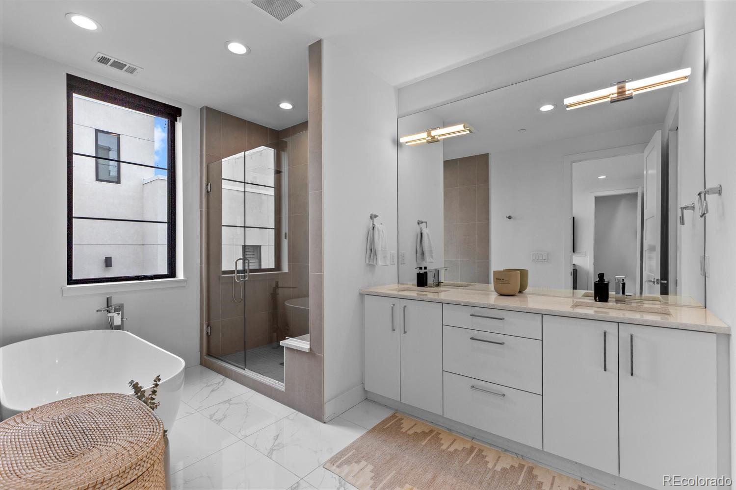 818 Ash Street Denver CO 80220