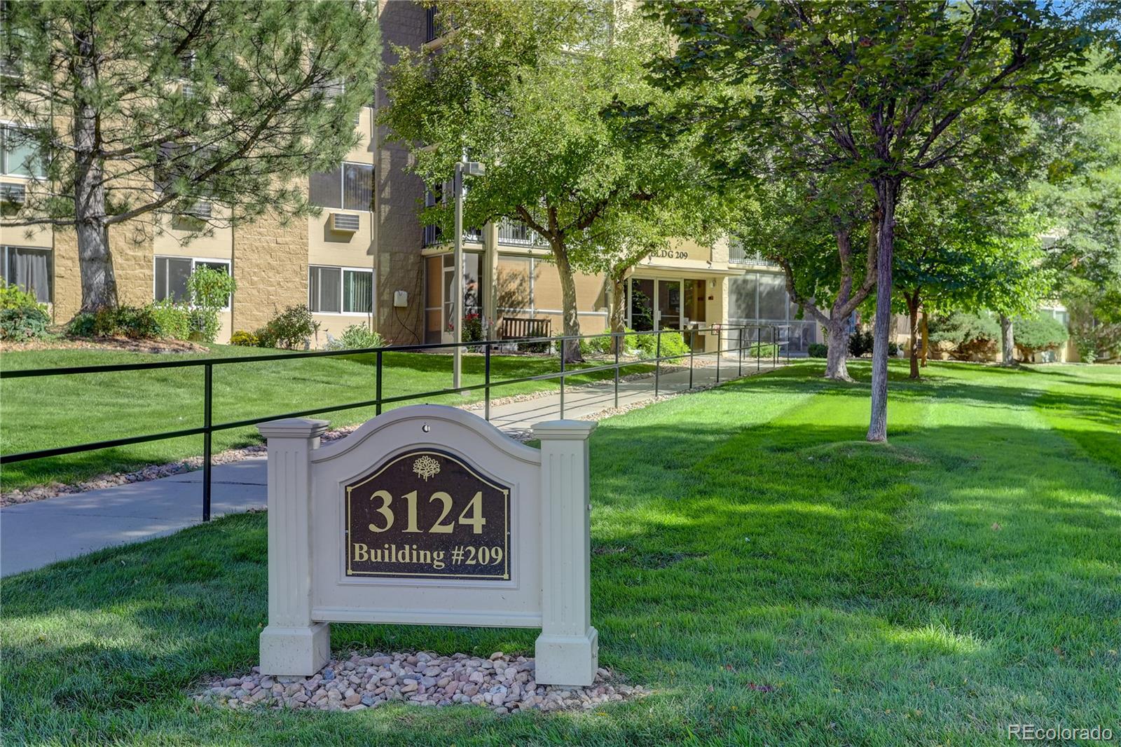 3124 S Wheeling Way Aurora CO 80014