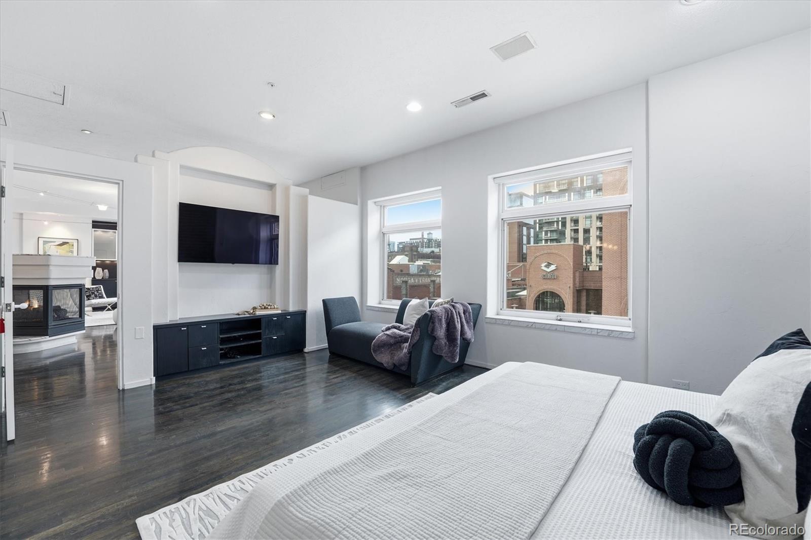 1940 Blake Street Denver CO 80202