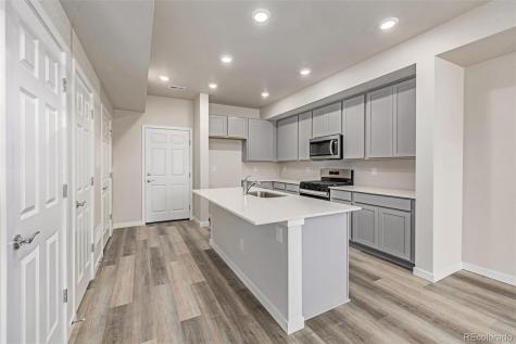 2877 E 103rd Drive Thornton CO 80229