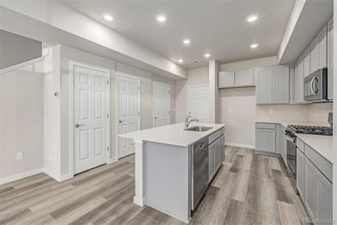 2877 E 103rd Drive Thornton CO 80229